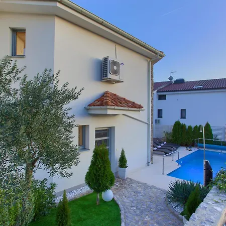 Prázdninový dům Luxurious In Krk *