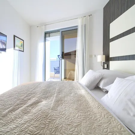 Luxurious In Krk Prázdninový dům